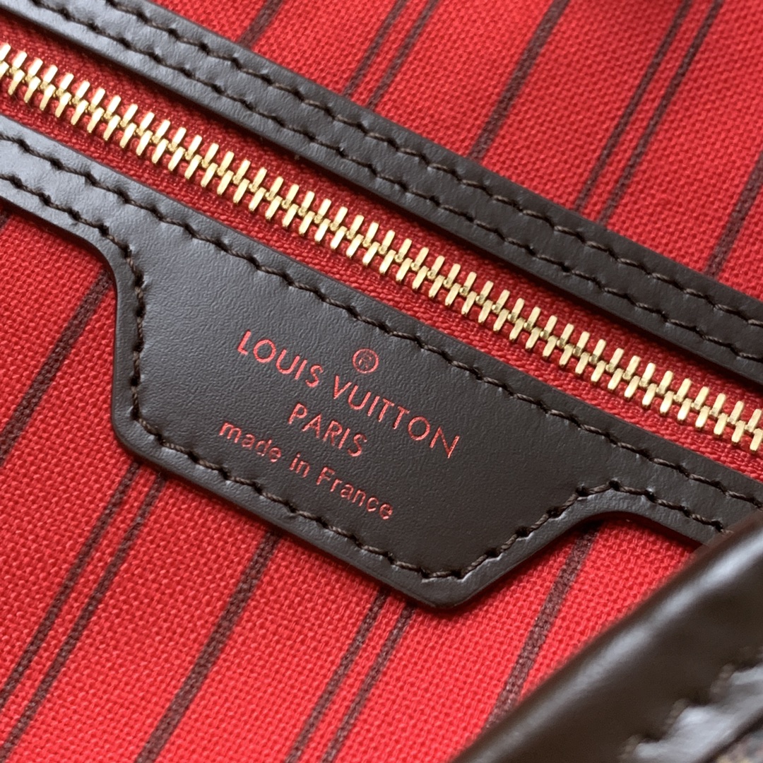 Louis Vuitton Shopping Bags